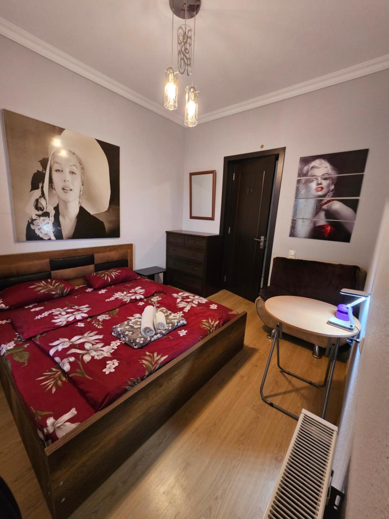 Guesthouse Different Tbilisi Exterior photo